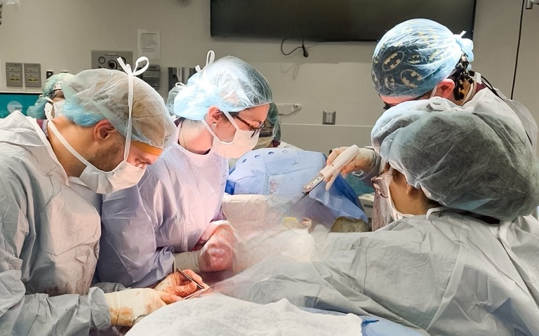 Faculty and Trainees in the OR