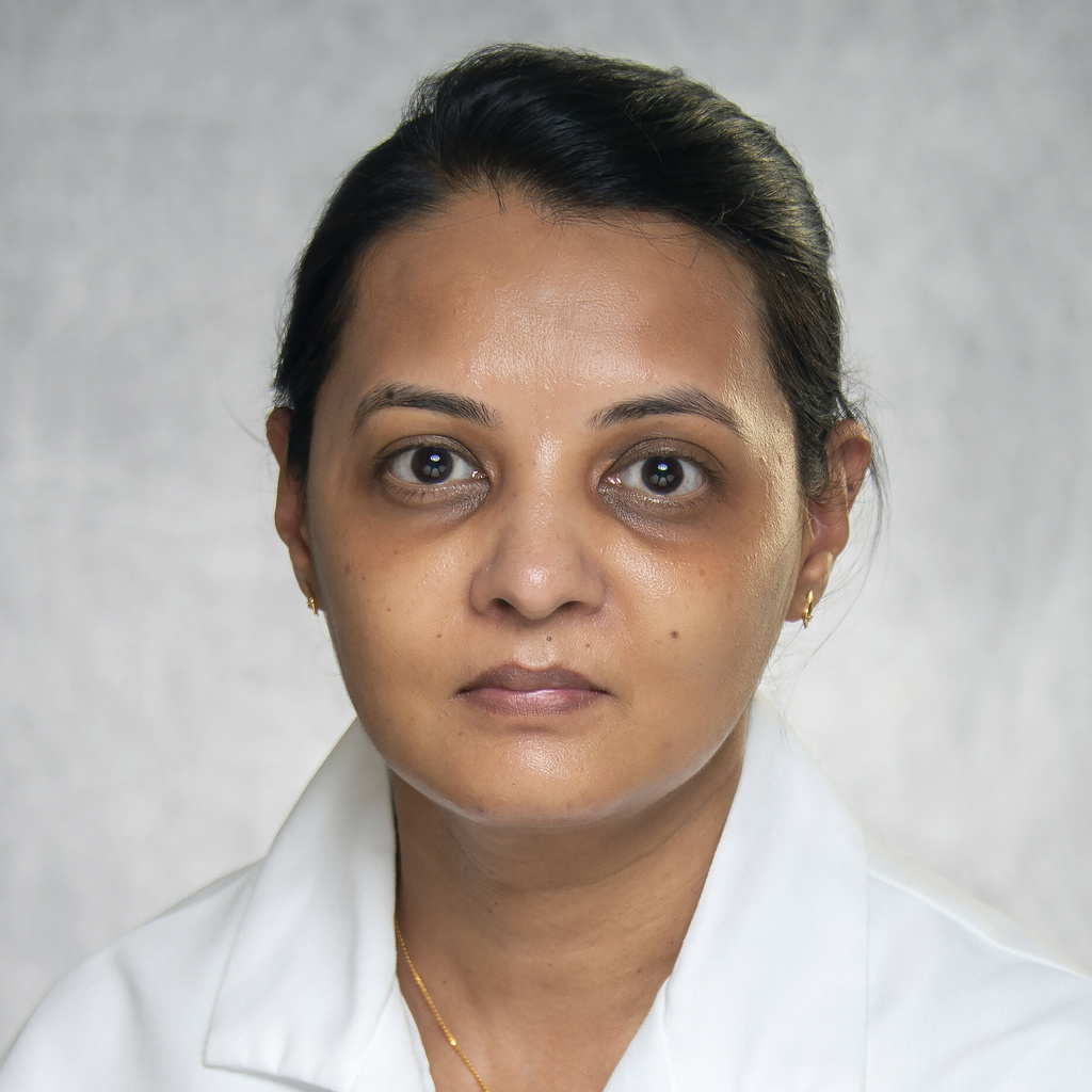 Smita Pancholia, MBBS, MS