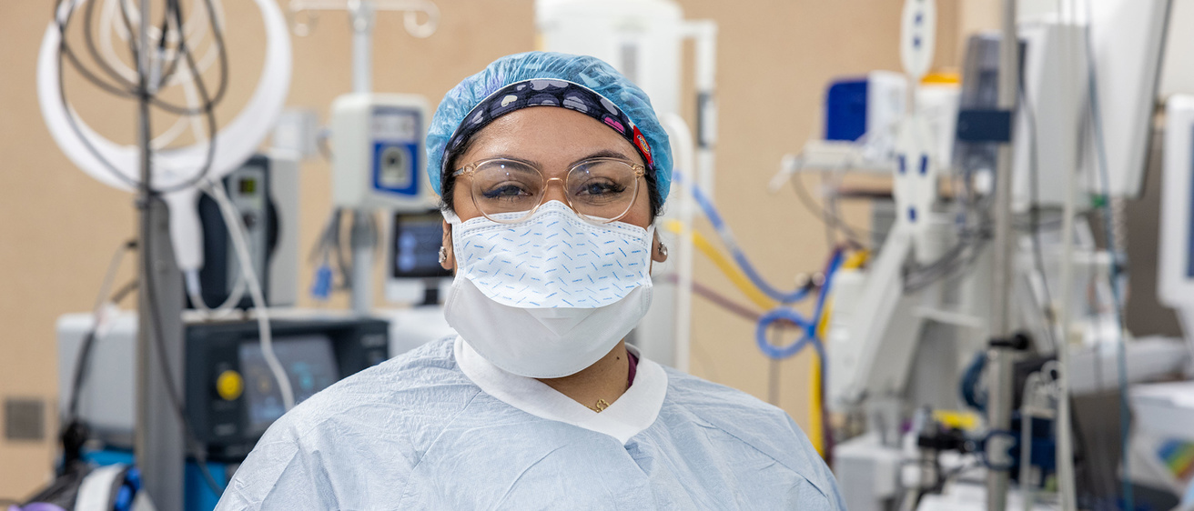 Clinical technician Ashley Ventura in the operating room at UI Health Care’s university campus
